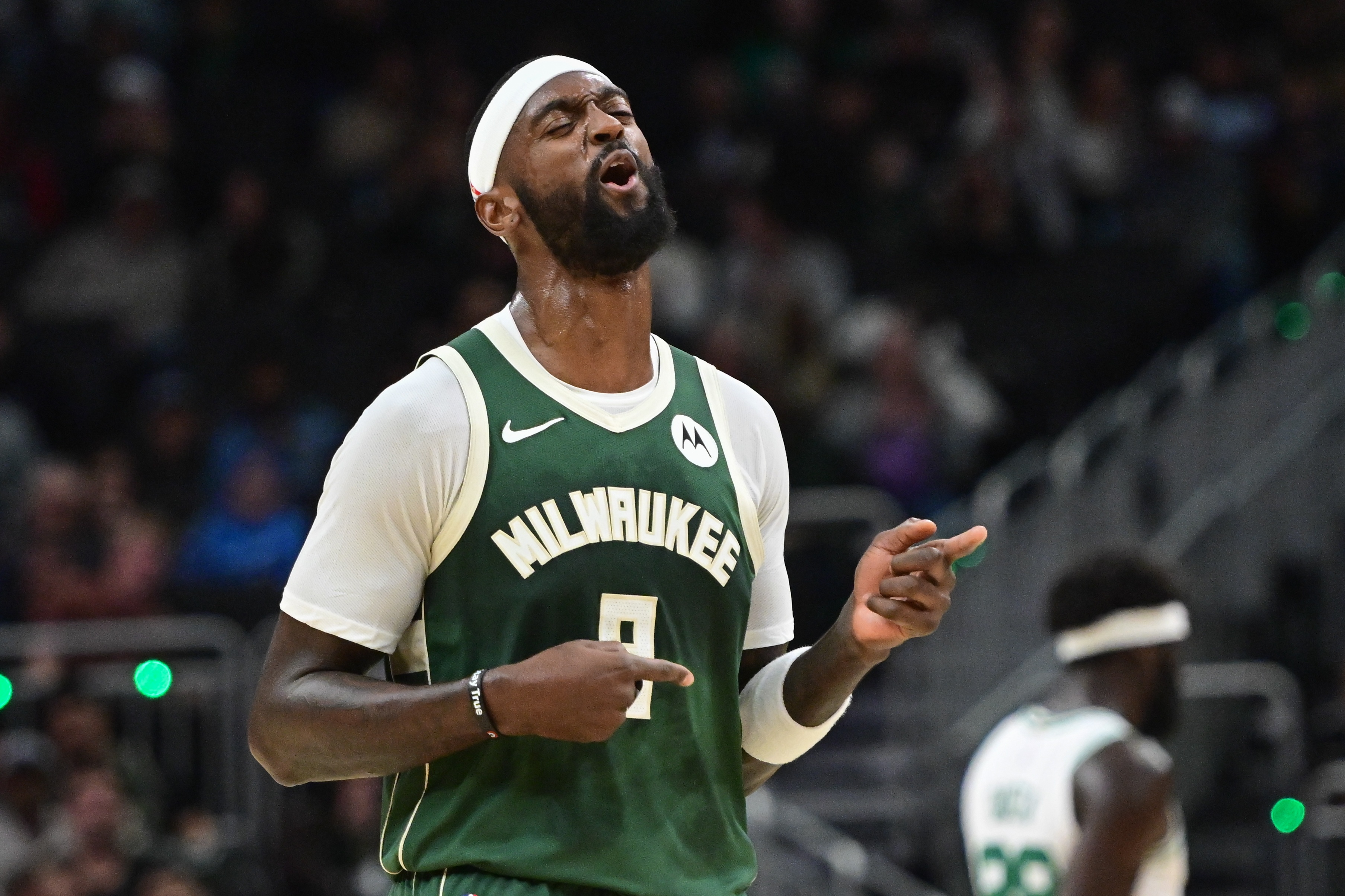 开云APP-这么多铁人！波蒂斯&amp;罗林斯&amp;哈里斯半场合计14中2仅拿7分